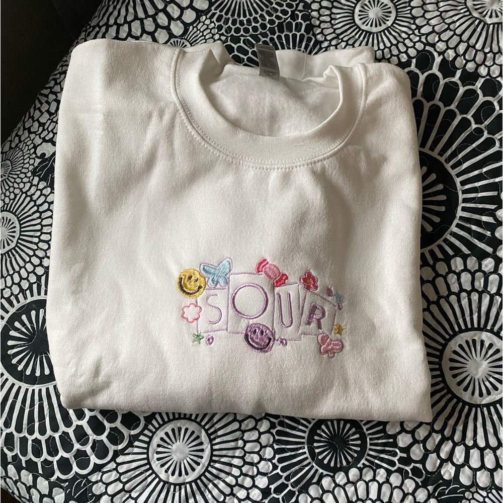 white Olivia Rodrigo sour album crew neck